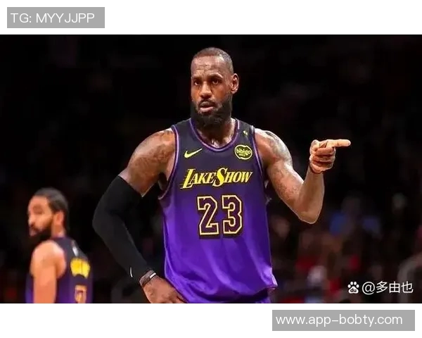 詹姆斯分享休赛期调理身体的经历准备迎接新赛季的挑战与考验