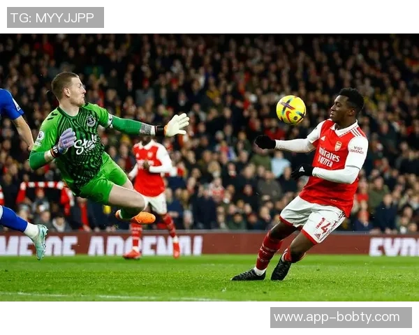 阿森纳海报热身欧冠战奥林匹亚科斯拉亚成为焦点明星 阿森纳海报热身欧冠战奥林匹亚科斯拉亚成为焦点明星