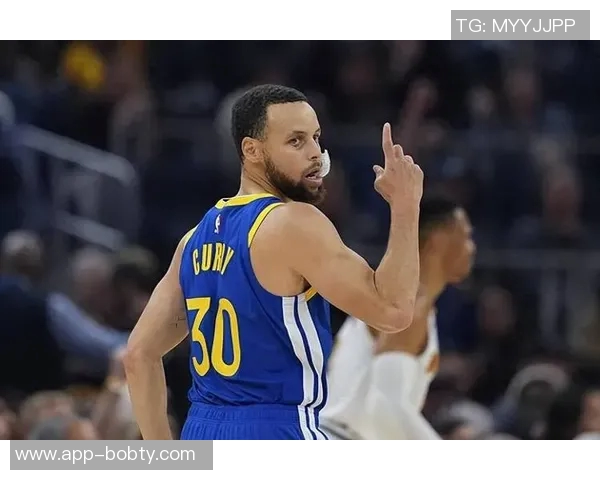 戈登称赞库里超难三分将比赛拖入加时展现真正的斯蒂芬风采 戈登称赞库里超难三分将比赛拖入加时展现真正的斯蒂芬风采