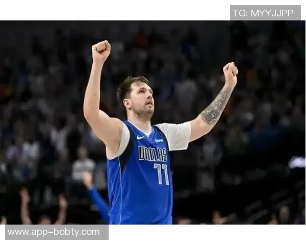 巴克利指出东契奇与詹姆斯防守不足湖人需其他球员积极补位提升防守力度 巴克利指出东契奇与詹姆斯防守不足湖人需其他球员积极补位提升防守力度