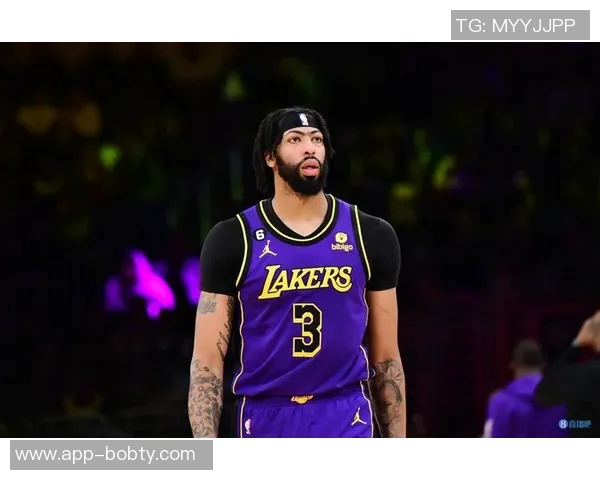 小尼克史密斯回顾湖人媒体日盛况与黄蜂时的鲜明对比 小尼克史密斯回顾湖人媒体日盛况与黄蜂时的鲜明对比