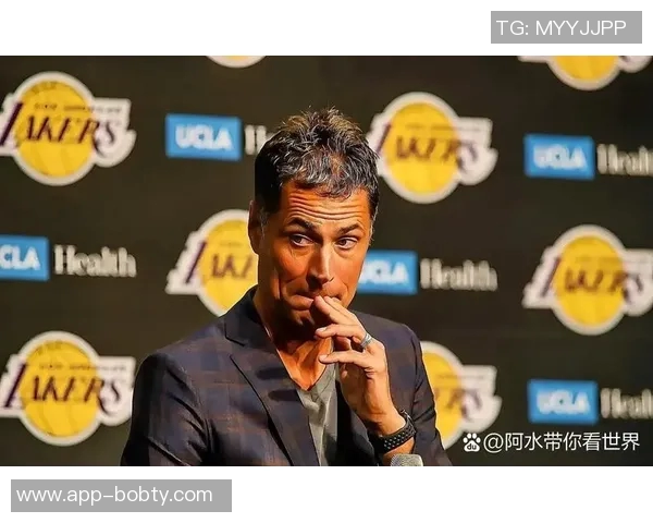 多支球队主动联系保罗探讨未来计划他始终保持训练状态