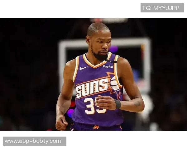 杜兰特赞弗拉格全面提升称控卫角色限制了他的发挥